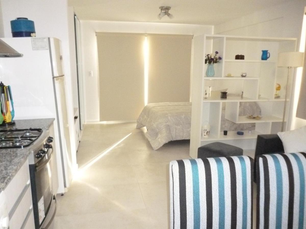 Apartamento 1-1/2 Amb C/balcon Soleado En Edificio Frente Al Mar *
