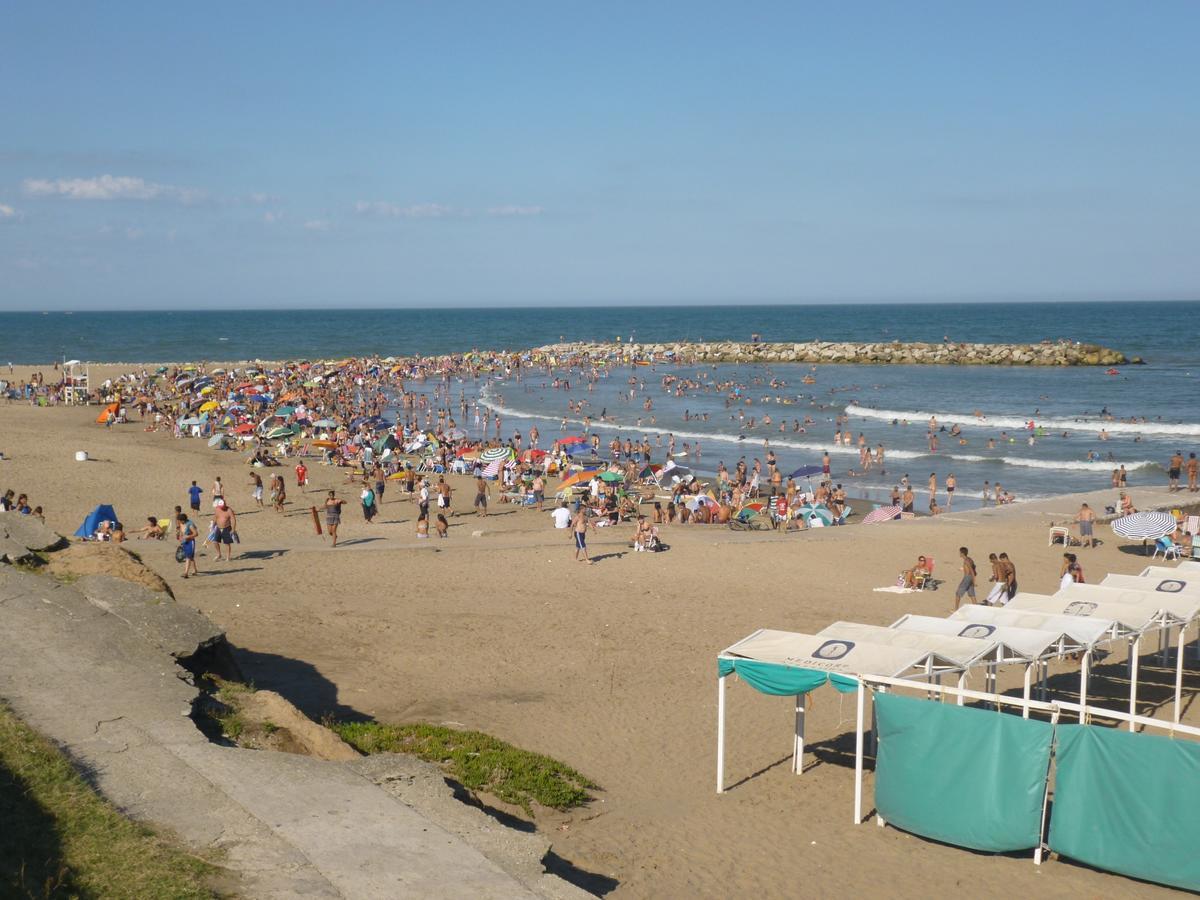 Apartamento 1-1/2 Amb C/balcon Soleado En Edificio Frente Al Mar *